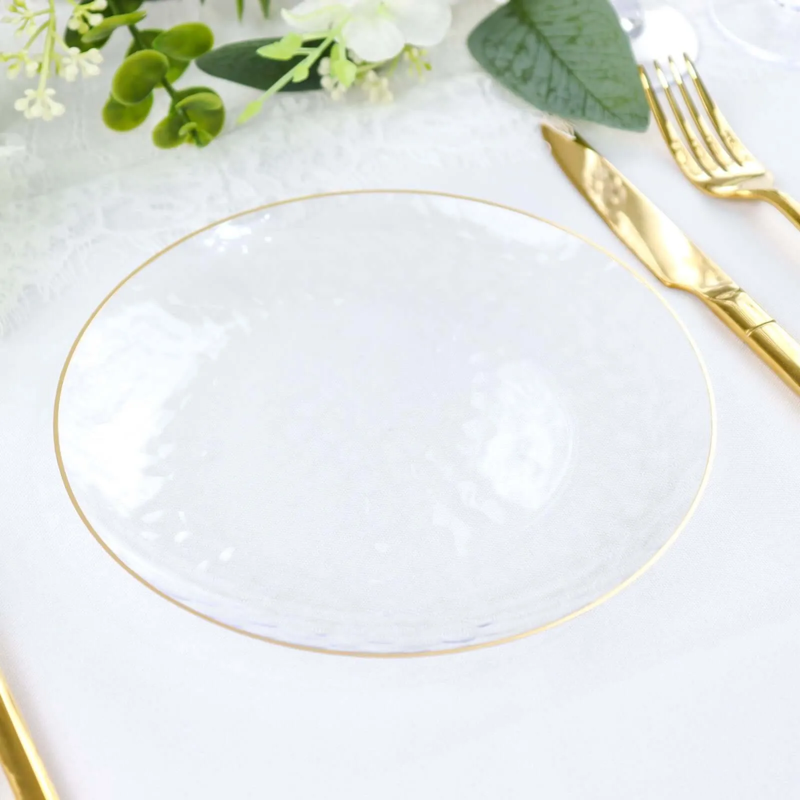 10 Pack Clear Hammered 7" Round Plastic Dessert Appetizer Plates With Gold Rim, Disposable Salad Party Plate