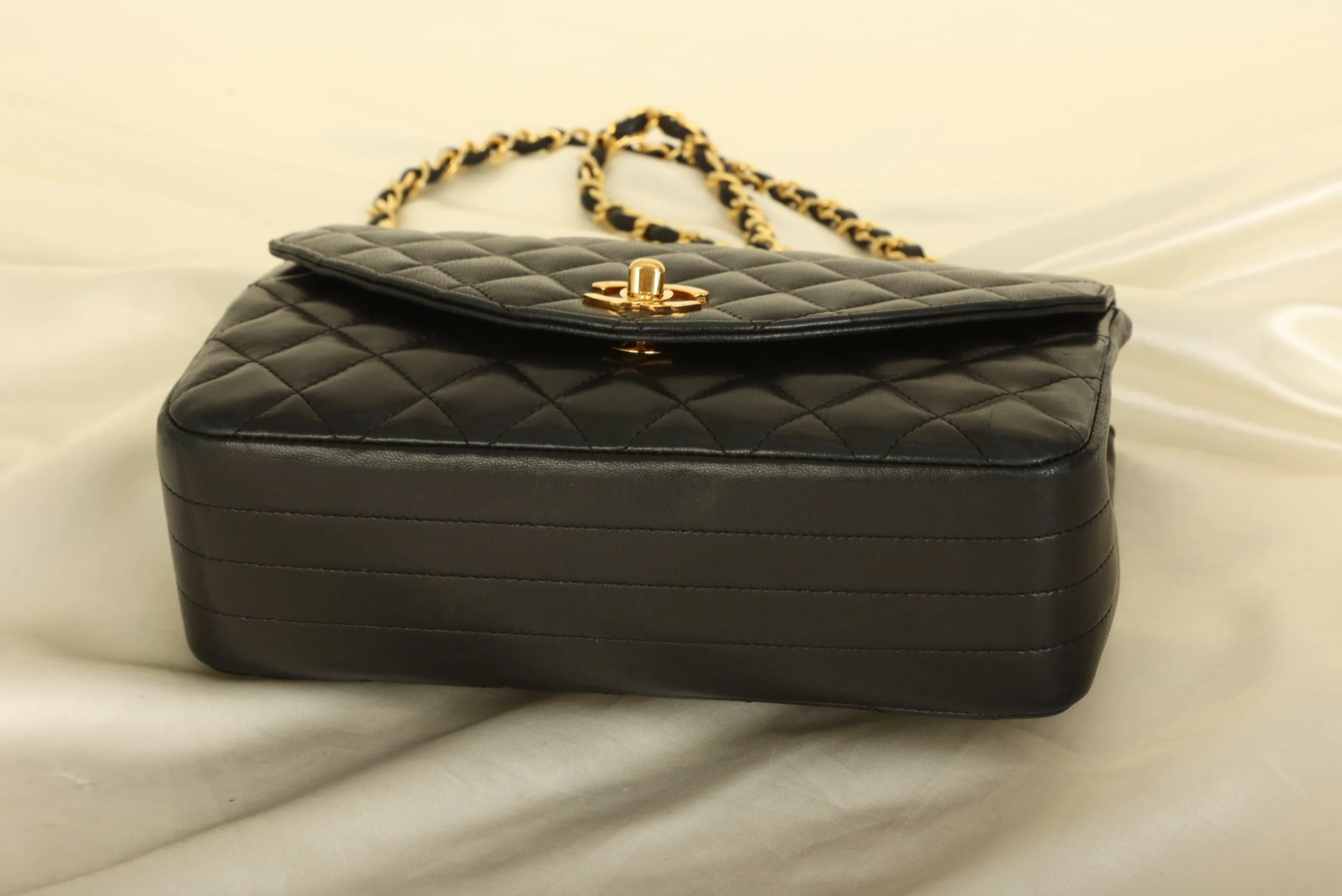 Chanel 1989 Lambskin Single Flap