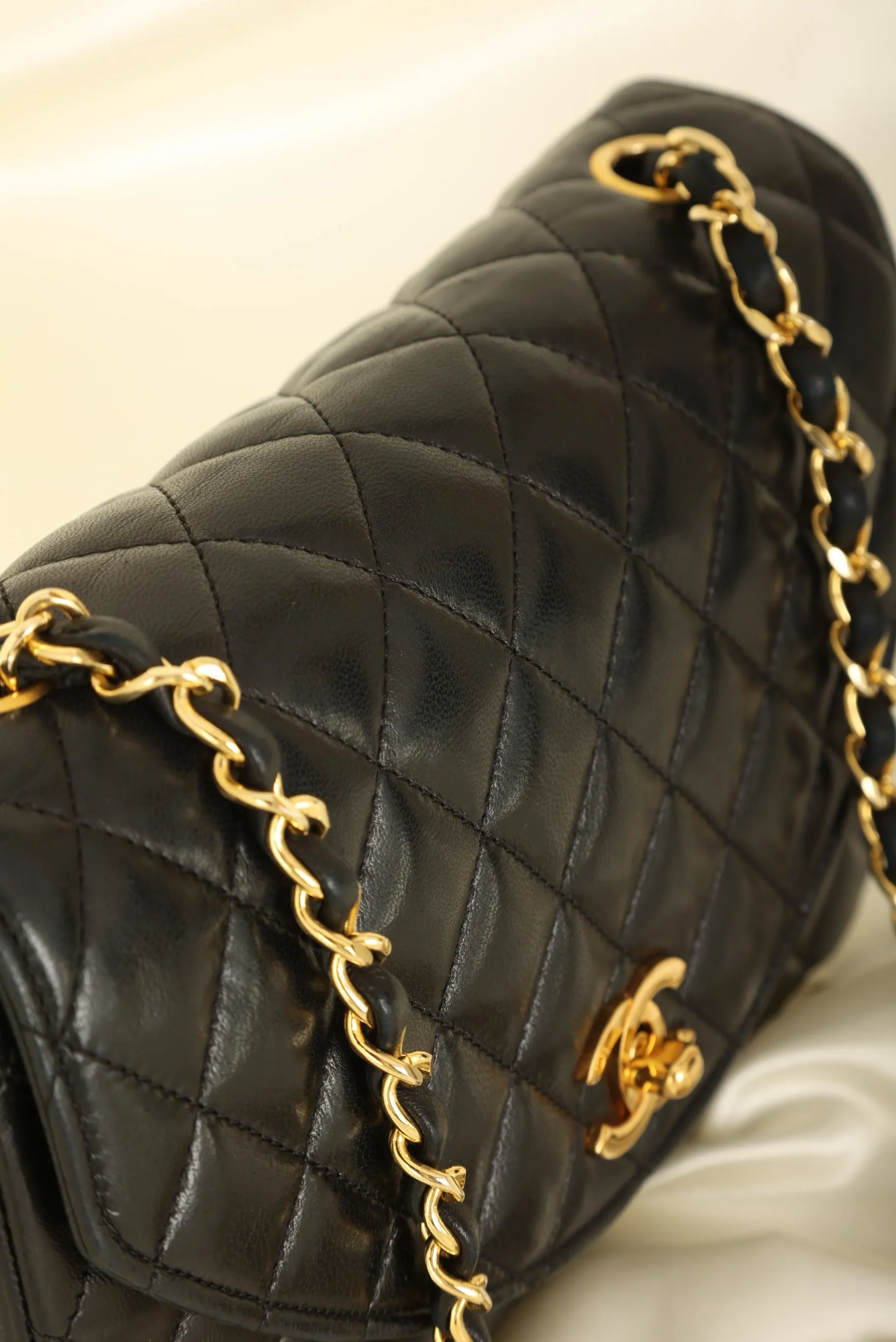 Chanel 1989 Lambskin Single Flap