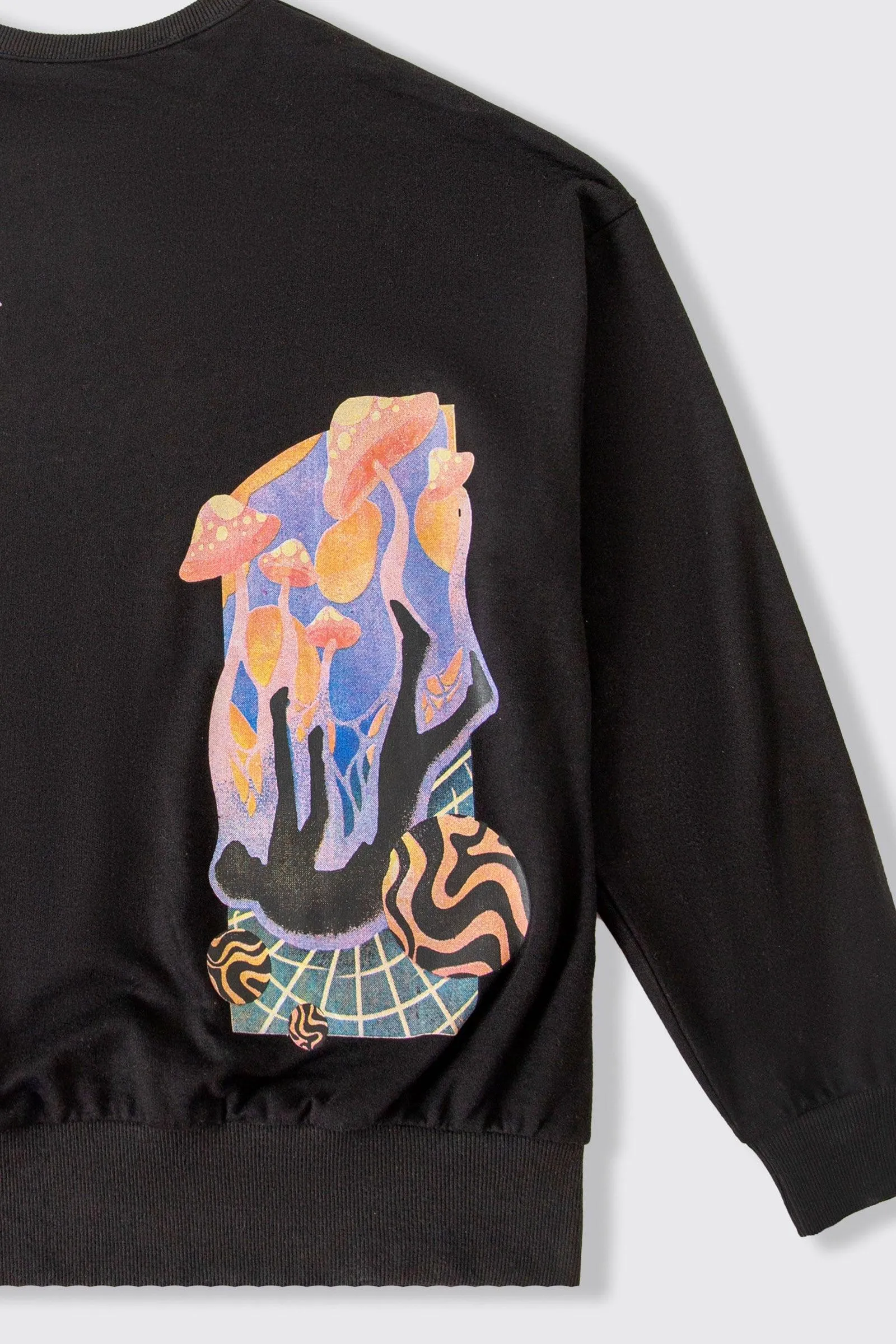 "INTO THE ABYSS" LONG-SLEEVE T SHIRT